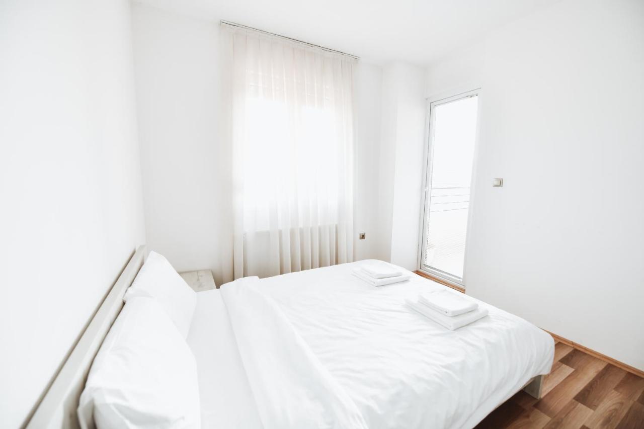 Exclusive 7- New Modern Cozy Apartment โคชานิ ภายนอก รูปภาพ